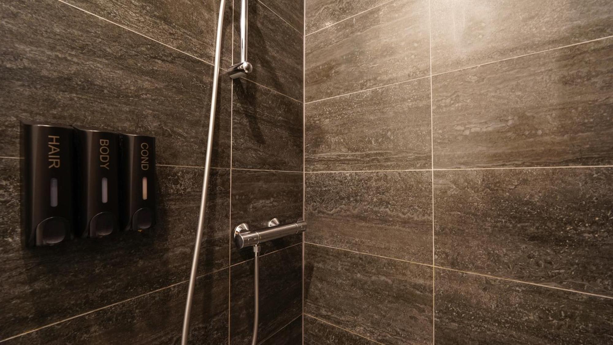 Travelers Heaven Apartment Riga Ngoại thất bức ảnh