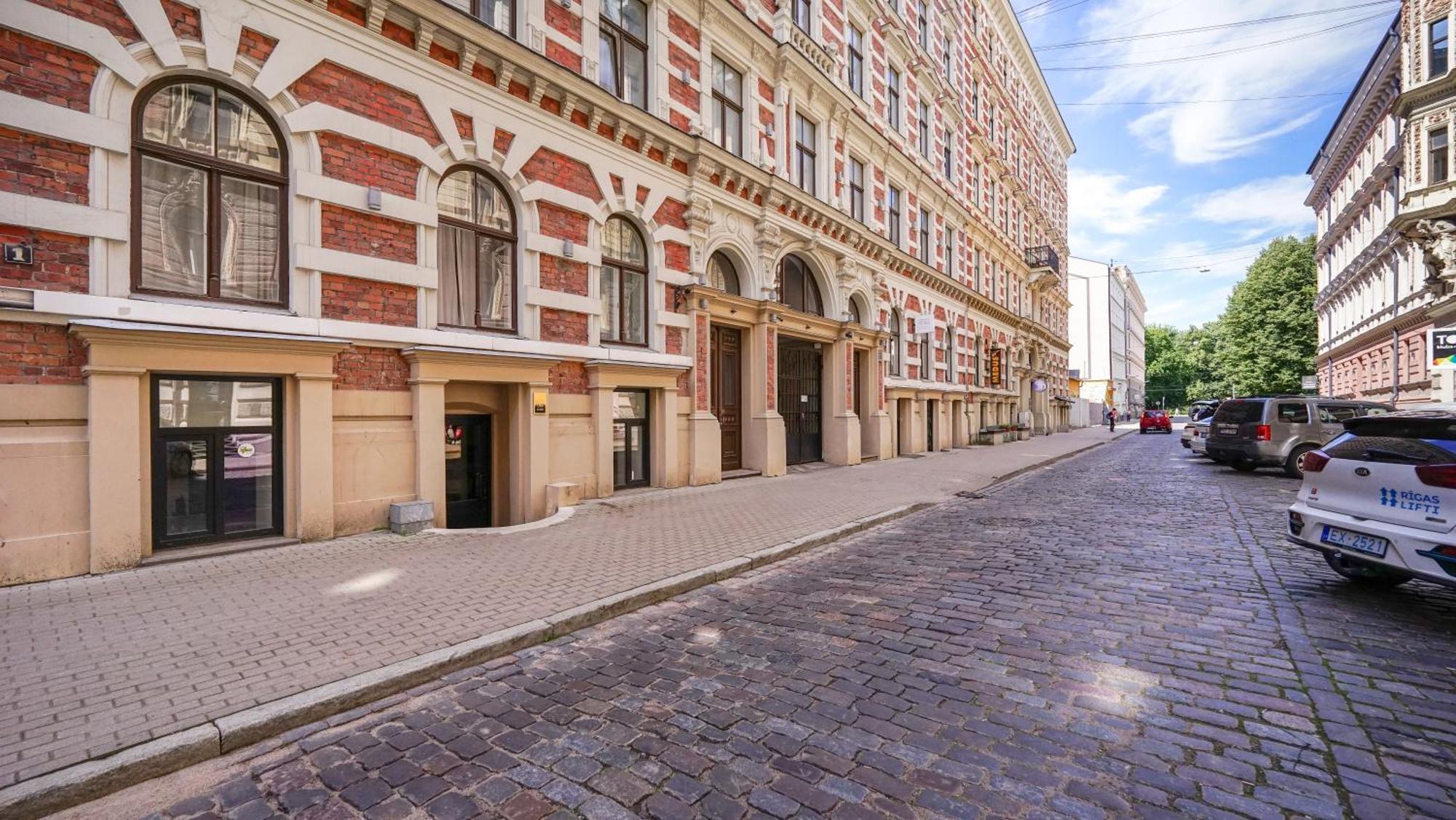 Travelers Heaven Apartment Riga Ngoại thất bức ảnh